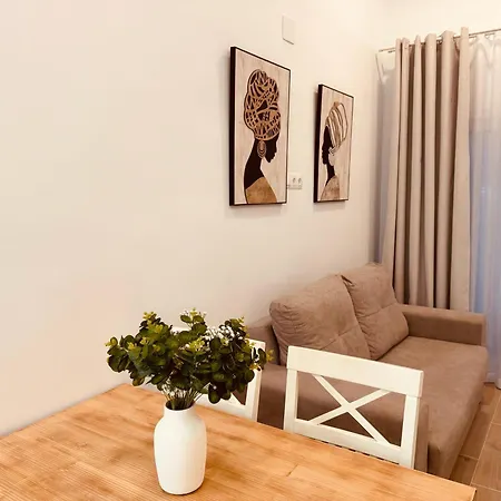 Mia's Benalbeach Apartment *