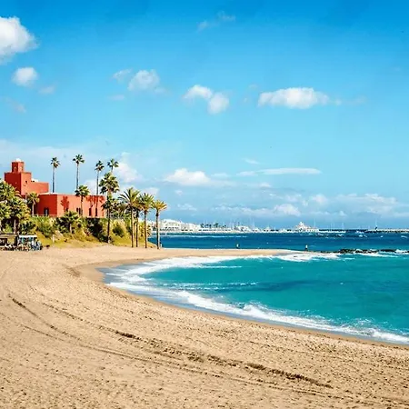 Mia's Benalbeach Apartment *